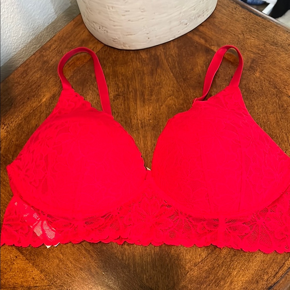 Victoria’s Secret pink Lace Bralette in Vibrant Red & soft pink! EUC